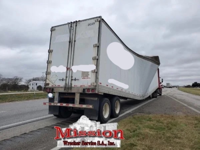 I-610 Heavy Towing