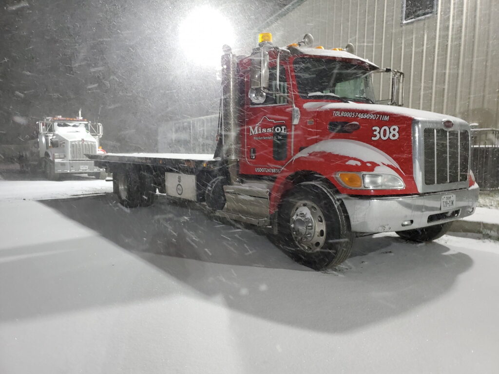 mission wrecker service flatbed towing 05