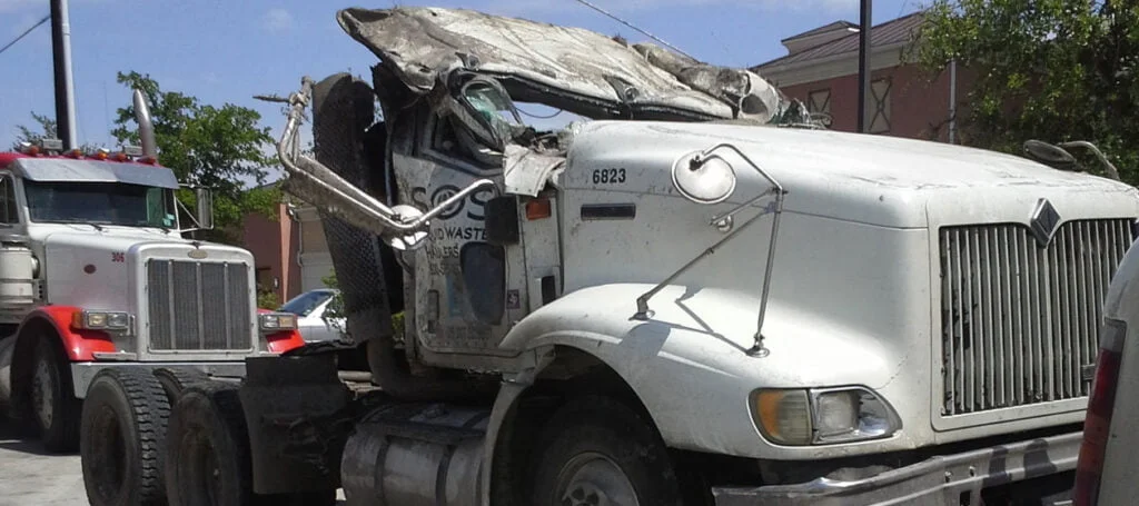 mission wrecker service heavy towing 31